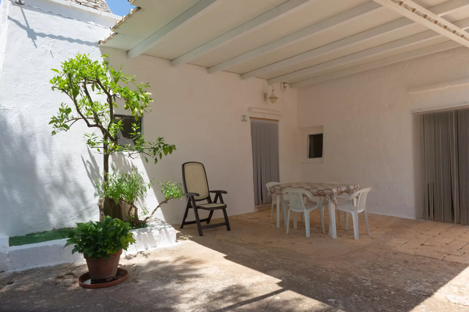 Trulli di Nonno Marco Cisternino-Terrasbalkon