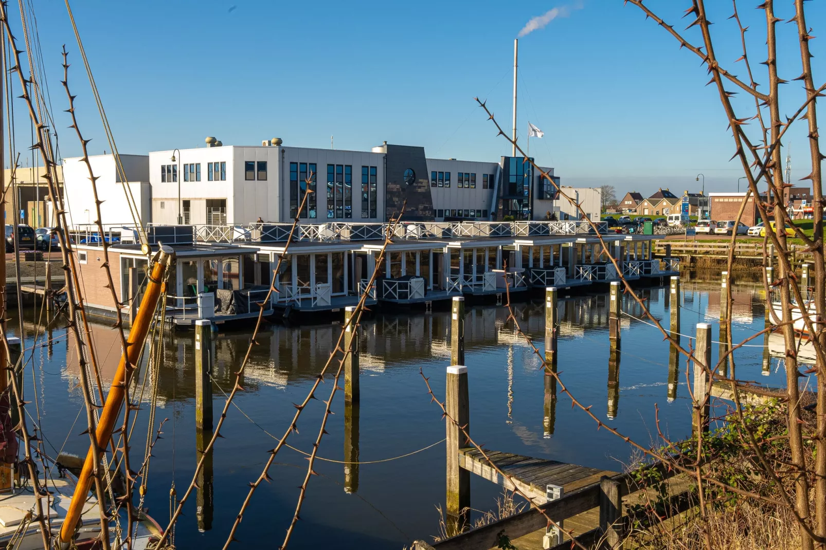 Houseboat Lemmer 1-Buitenkant zomer