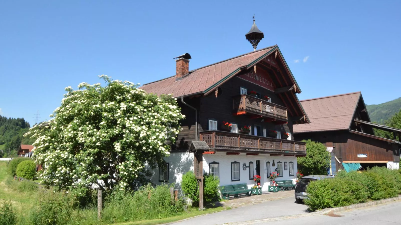 Siglavy Flachau-Buitenkant zomer