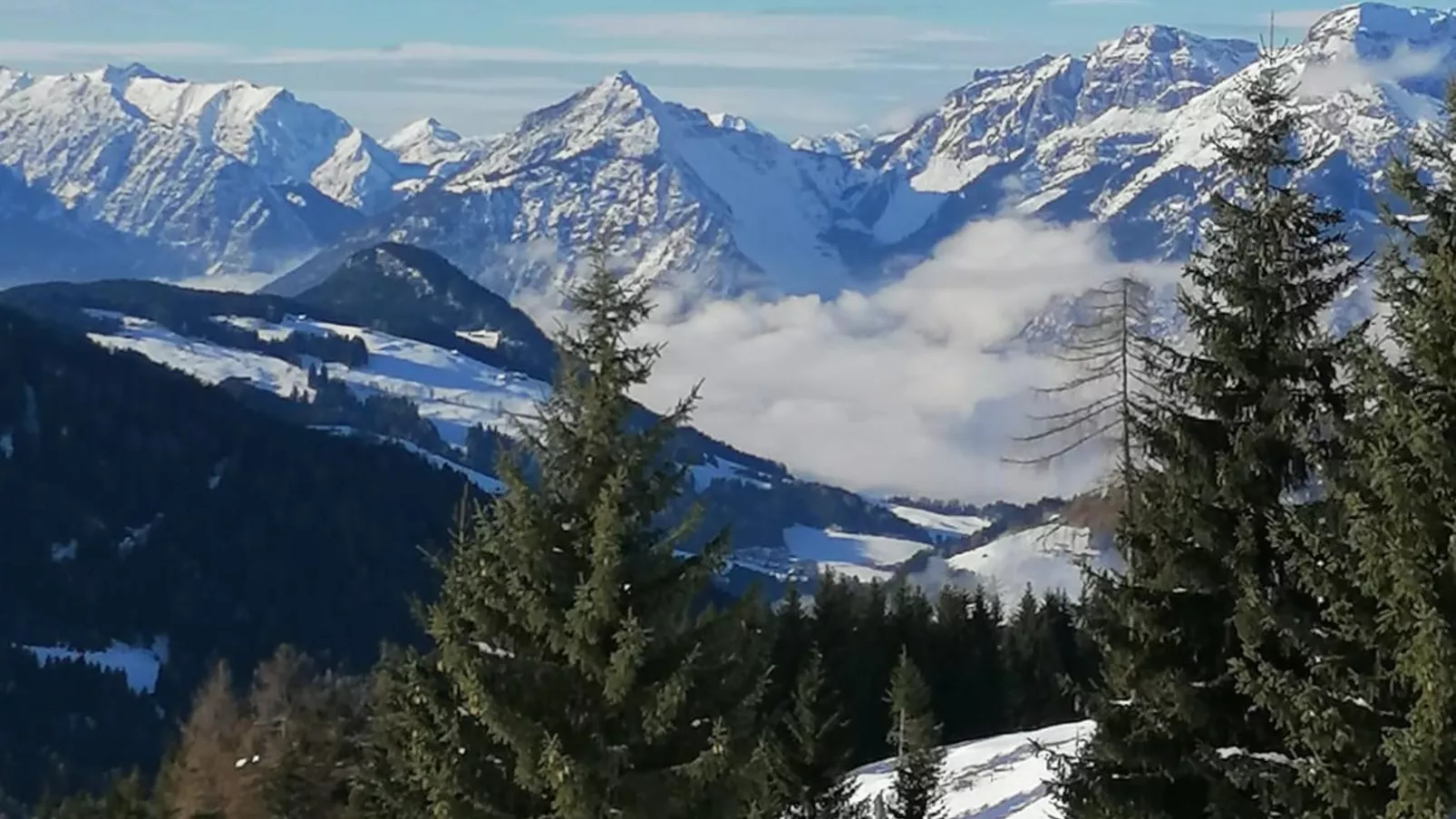 EAGGA-Niederleger Alm-Uitzicht winter