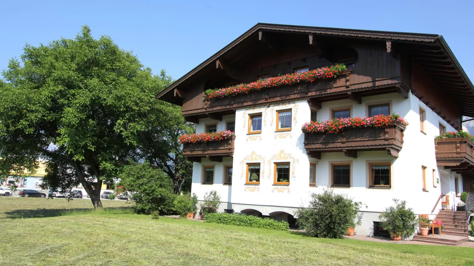 Schleicherhof I-Buitenkant zomer