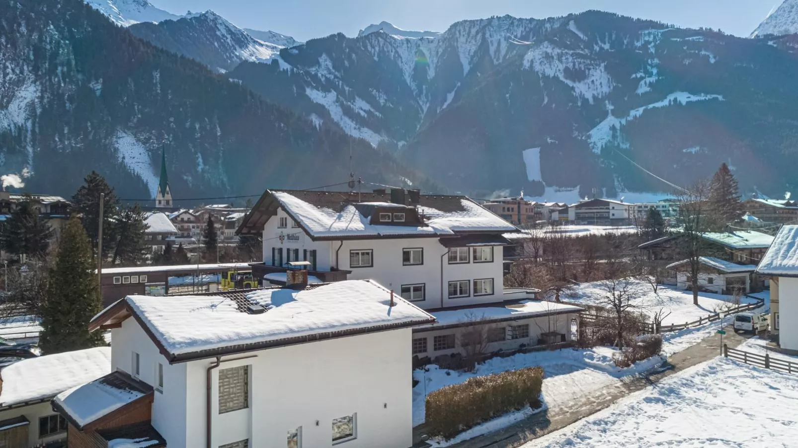 Regenbogenhaus-Exterieur winter