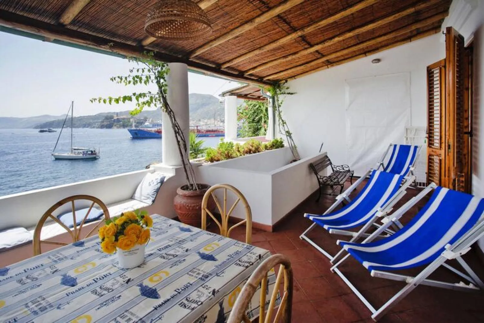 Apartments, Lipari-Bagnamare - Panarea-Terras