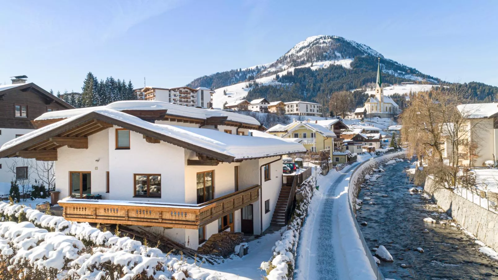 Kirchberg am Bach-Exterieur winter