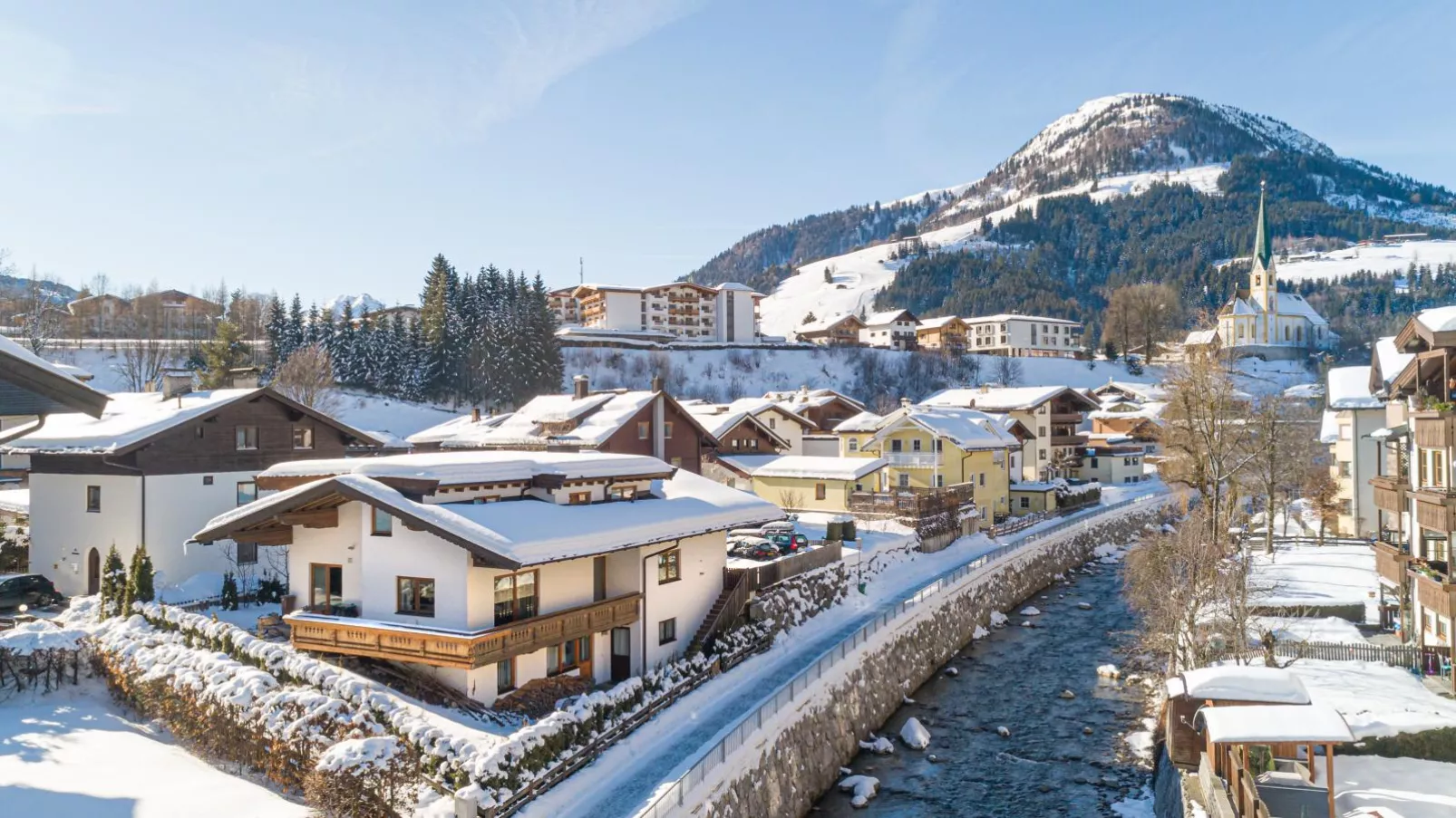 Kirchberg am Bach-Exterieur winter