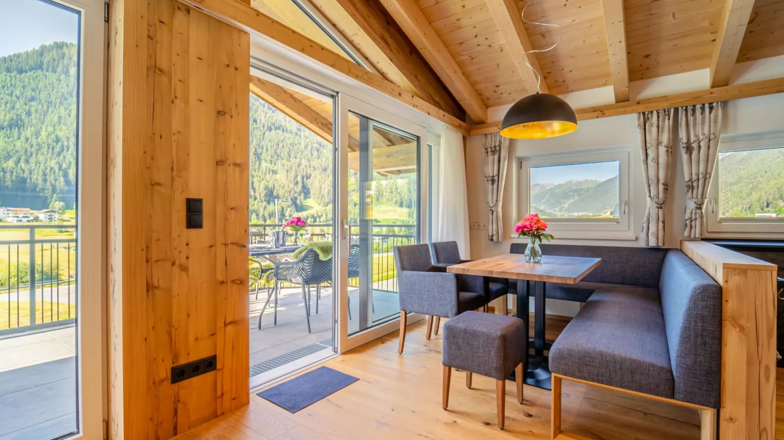 Chalet Pettneu am Arlberg - Top 3-Eetkamer