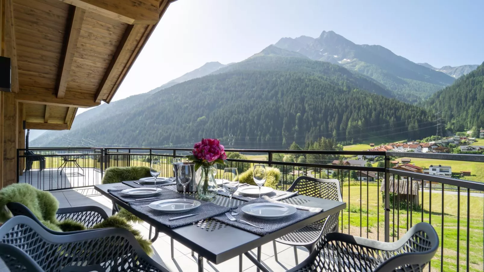 Chalet Pettneu am Arlberg - Top 3-Terrasbalkon