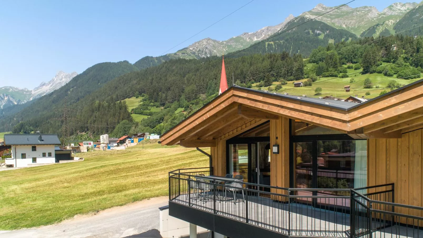 Chalet Pettneu am Arlberg - Top 3-Buitenkant zomer