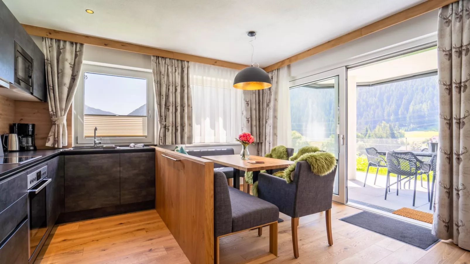 Chalet Pettneu am Arlberg  - Top 2-Keuken