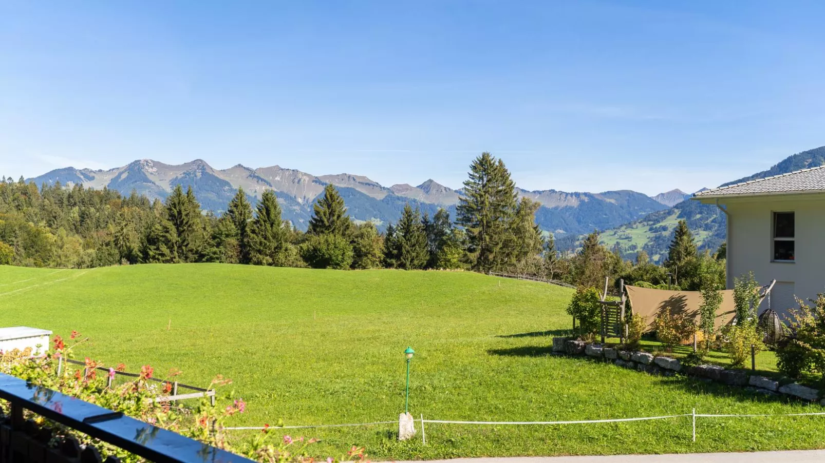 Monteschiel-Uitzicht zomer