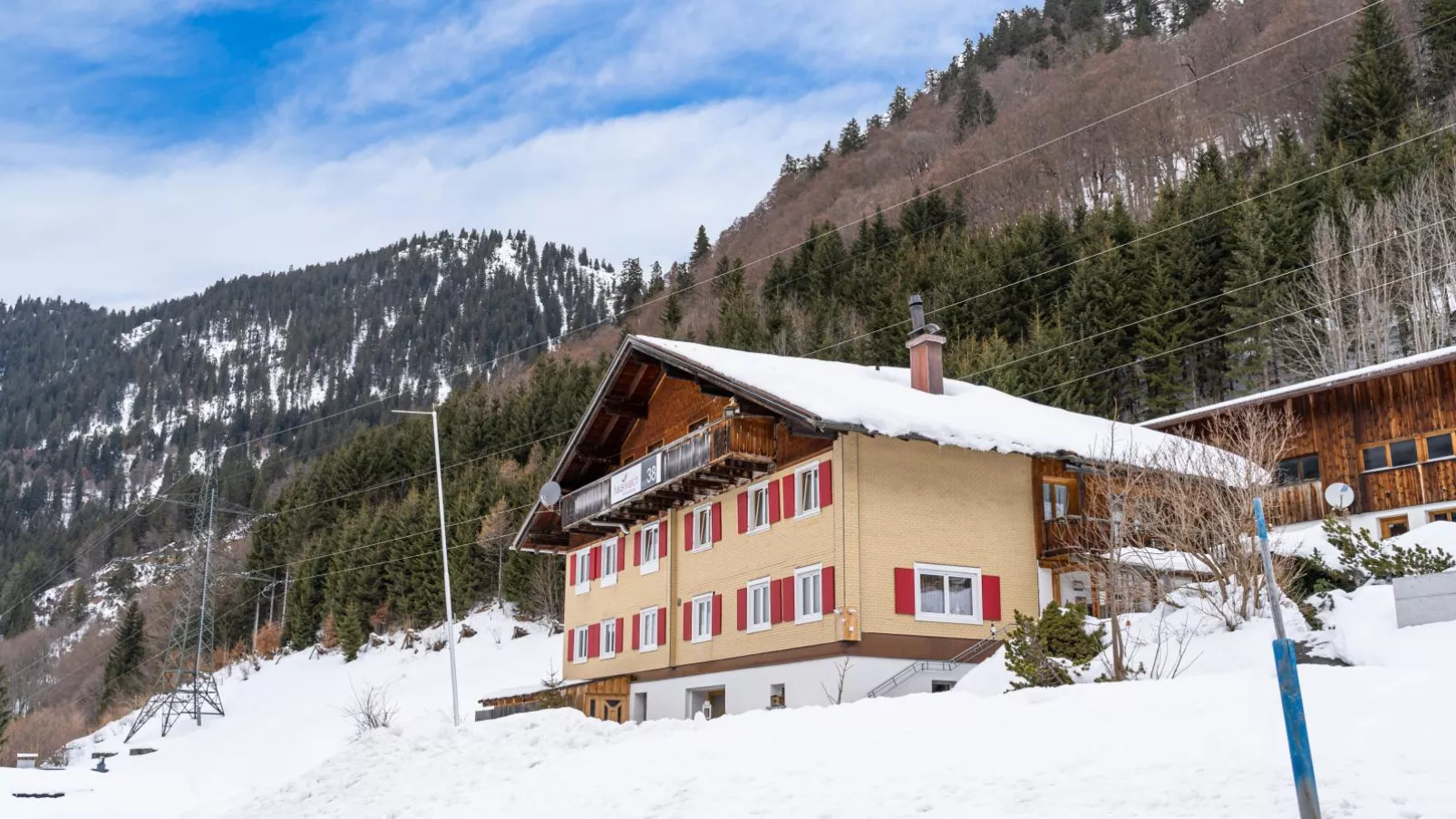 Gästehaus Walch I-Exterieur winter