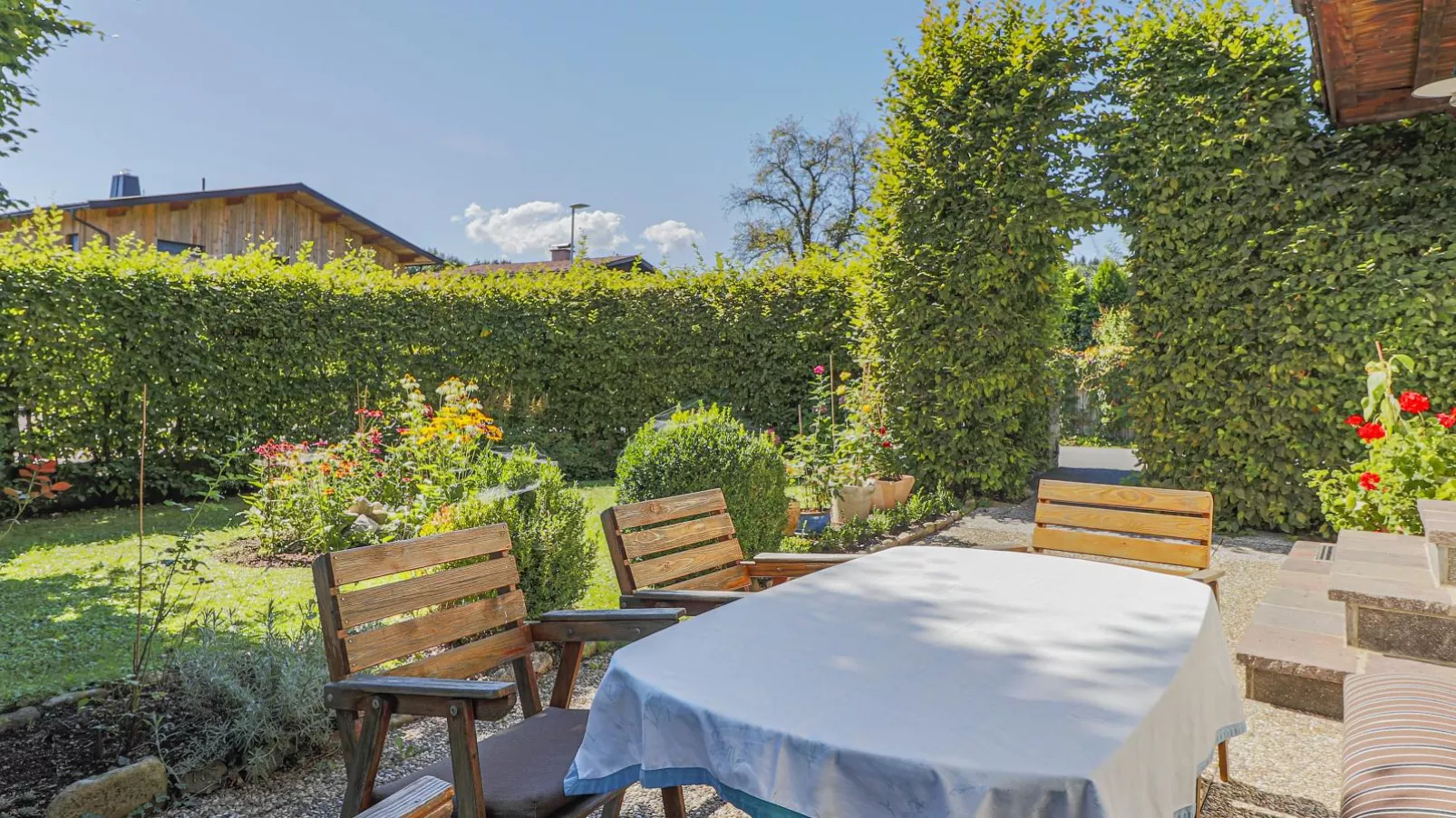 Chalet Jöchl-Terrasbalkon