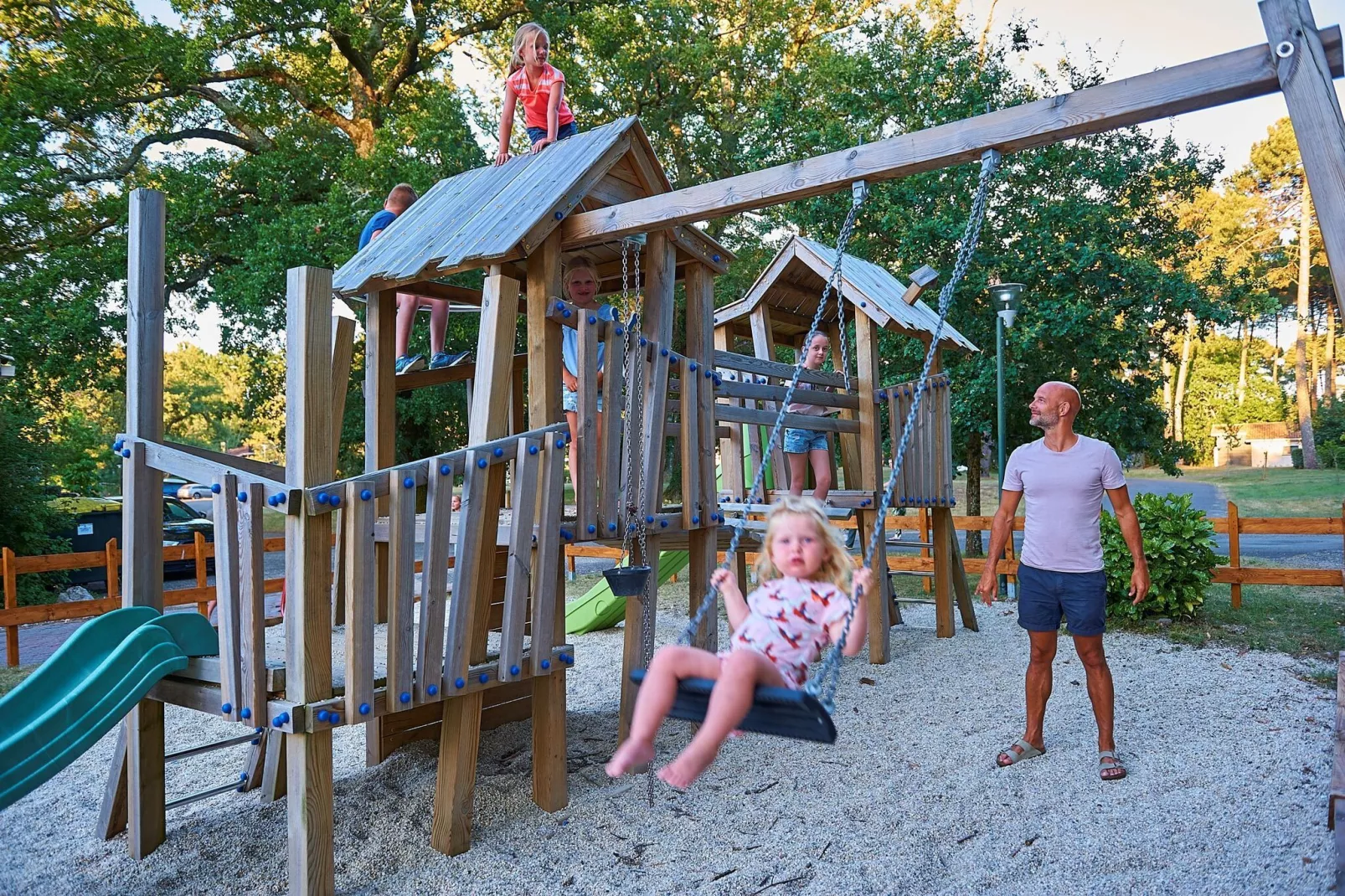 Luxe vrijstaande villa in een natuurgebied met een kasteel-Parkfaciliteiten