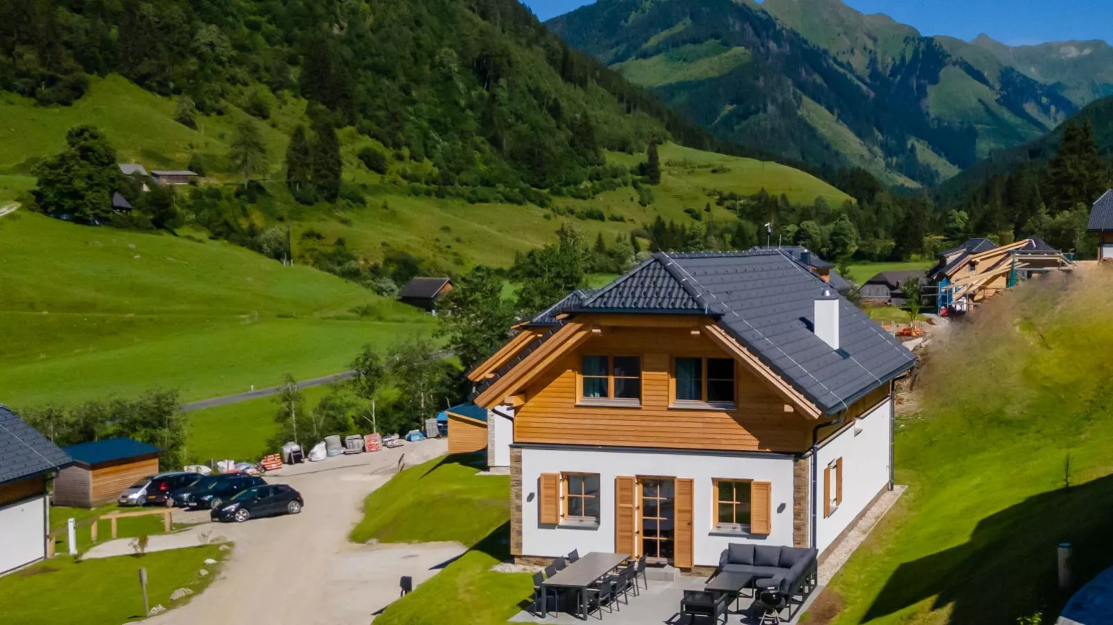 Riesner Alpenlodge-Buitenkant zomer