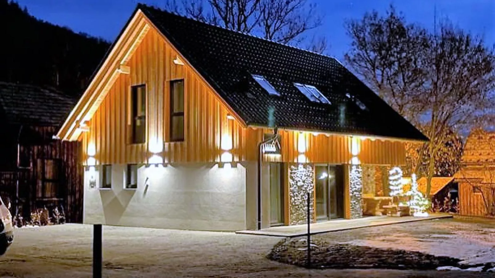 Mountain Chalet Luxx-Exterieur winter