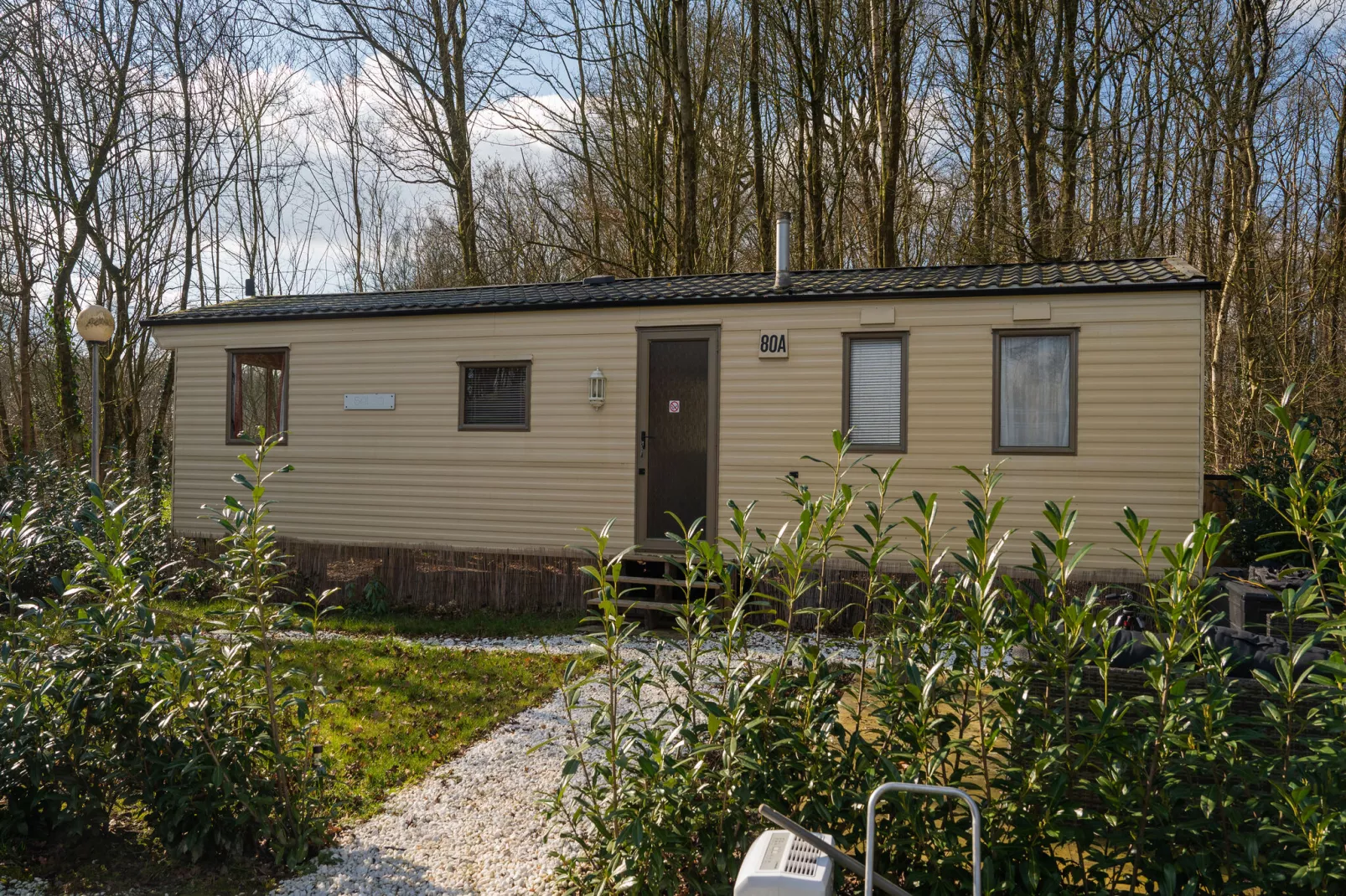 Chalet Alkenhaer nr 80a-Buitenkant zomer