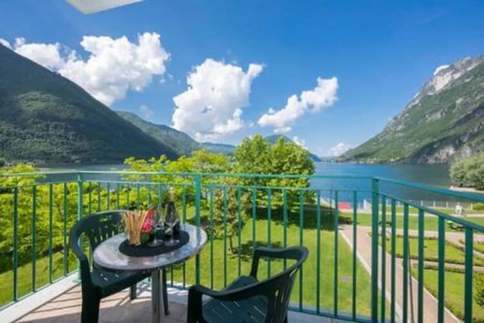 Residence Porto Letizia Porlezza - Palace 2-room 6 pax Lake View Plus P2LP6 8209-Terrasbalkon