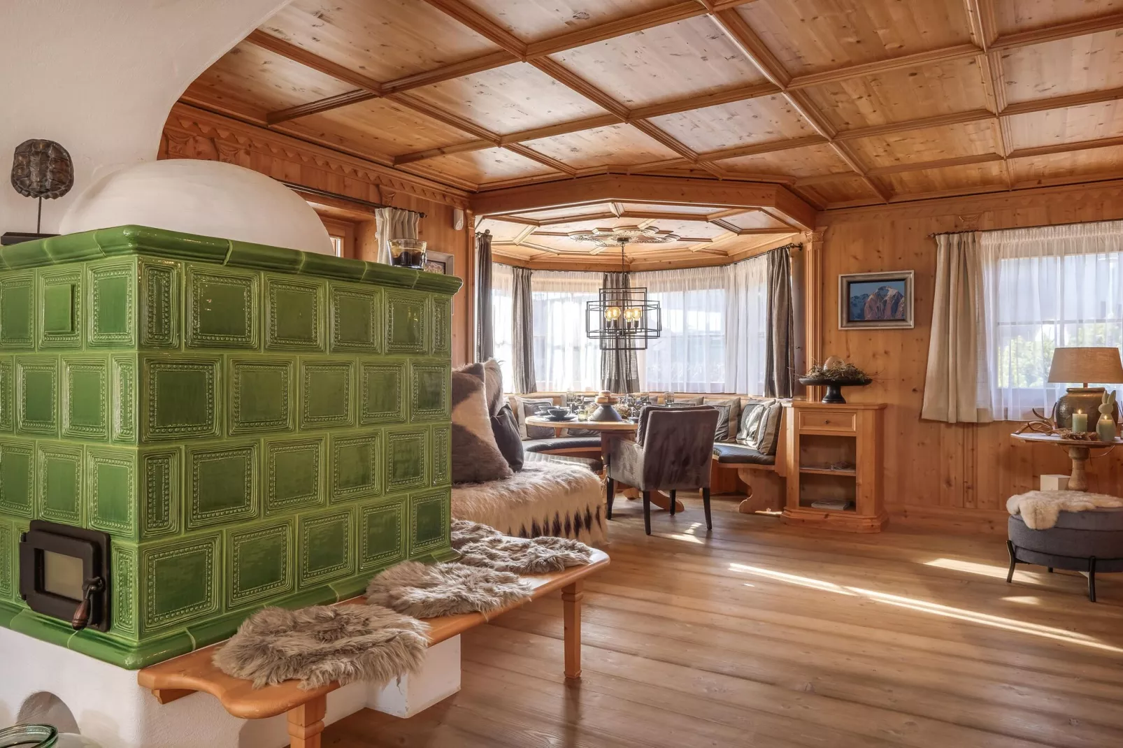 Luxury-Chalet in St Johann in Tirol-Eetkamer