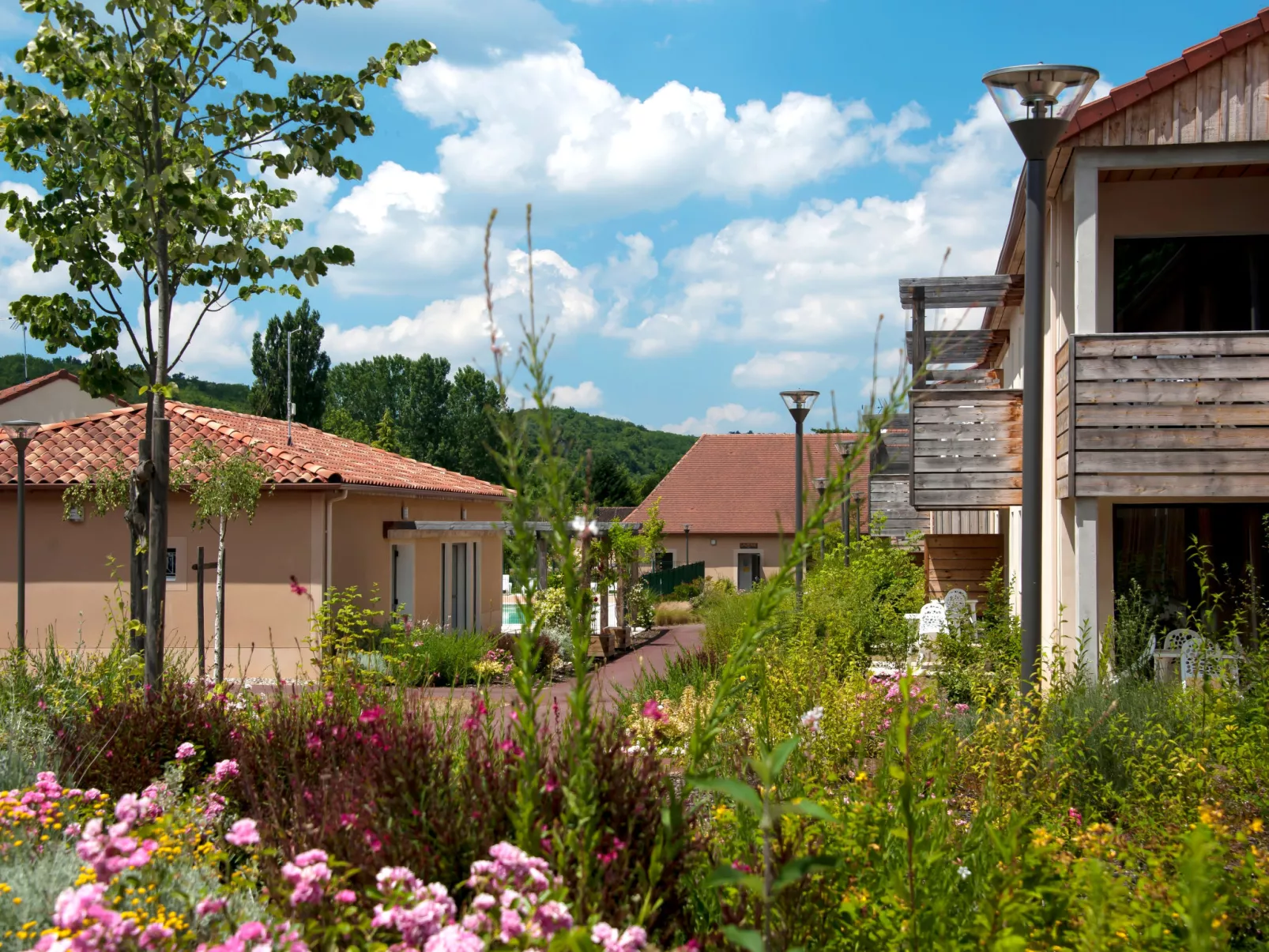 Les Clos du Rocher-Buiten