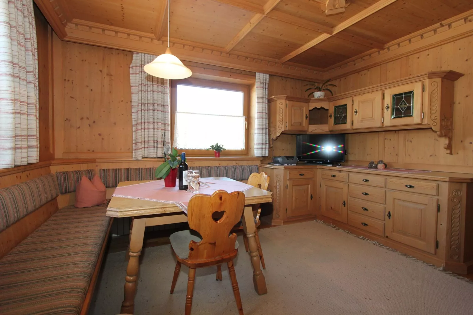 Chalet Schiestl-Woonkamer