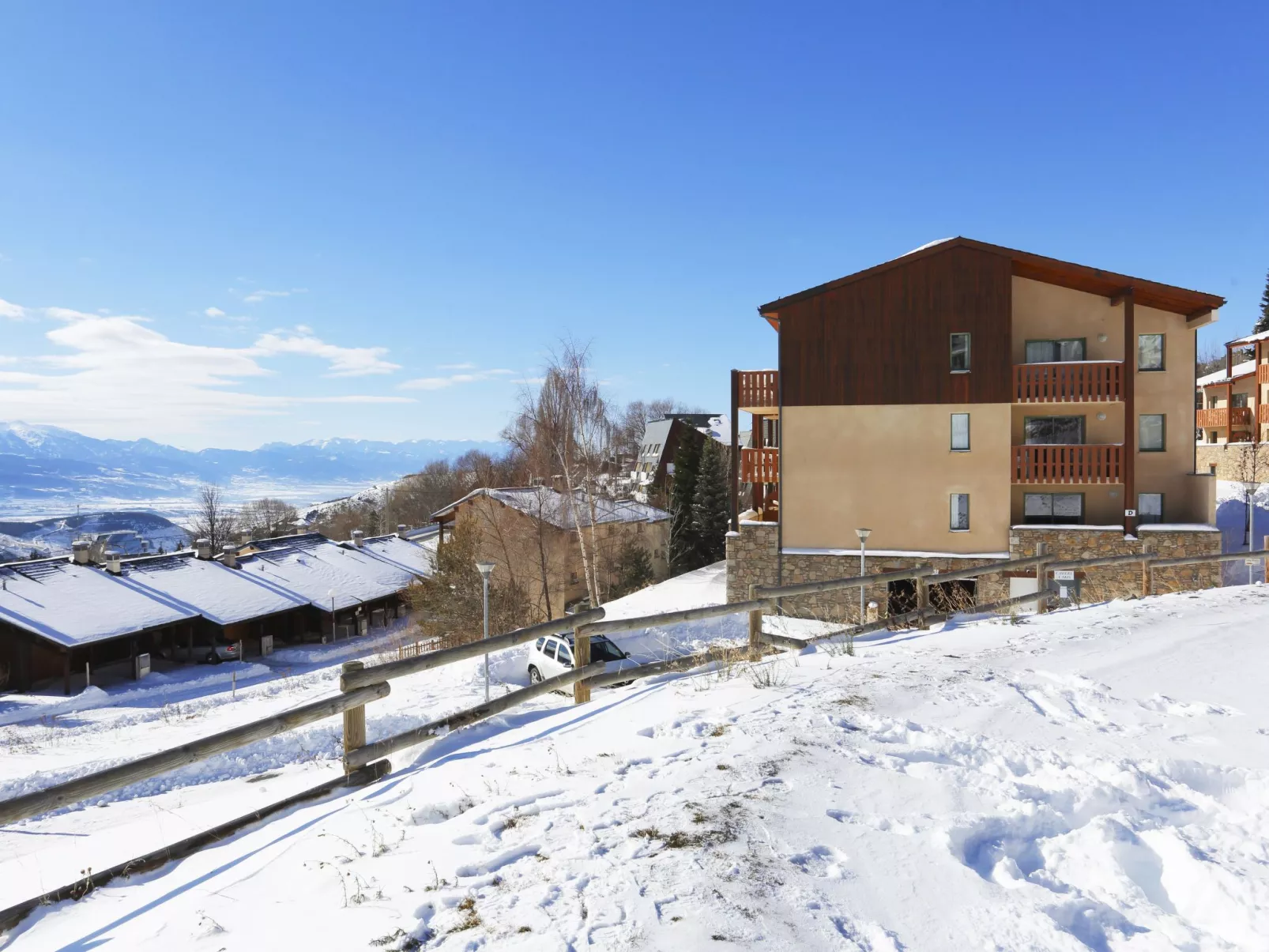 Les Chalets du Belvédère-Buiten