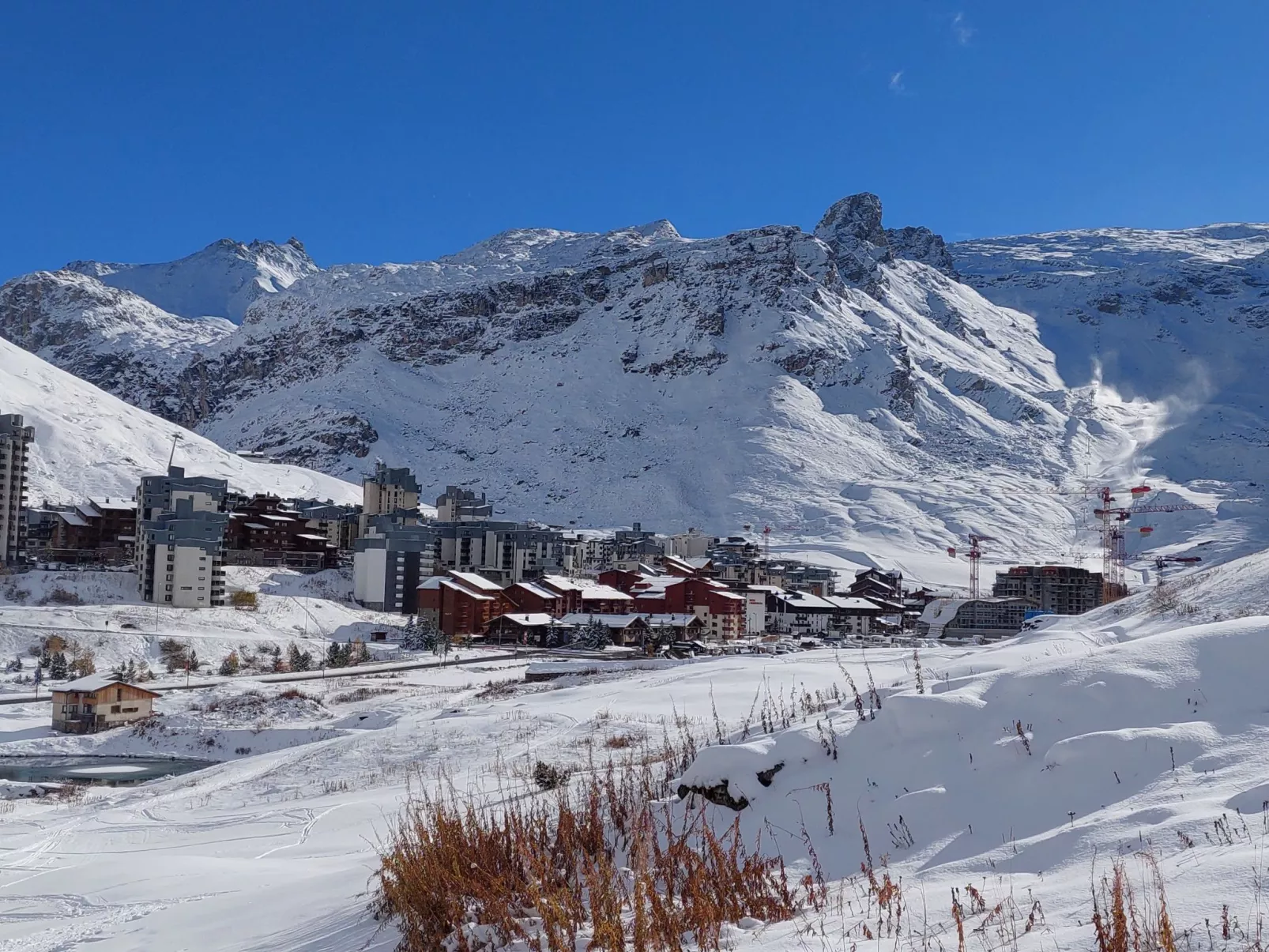 Le Rond Point des Pistes-Omgeving