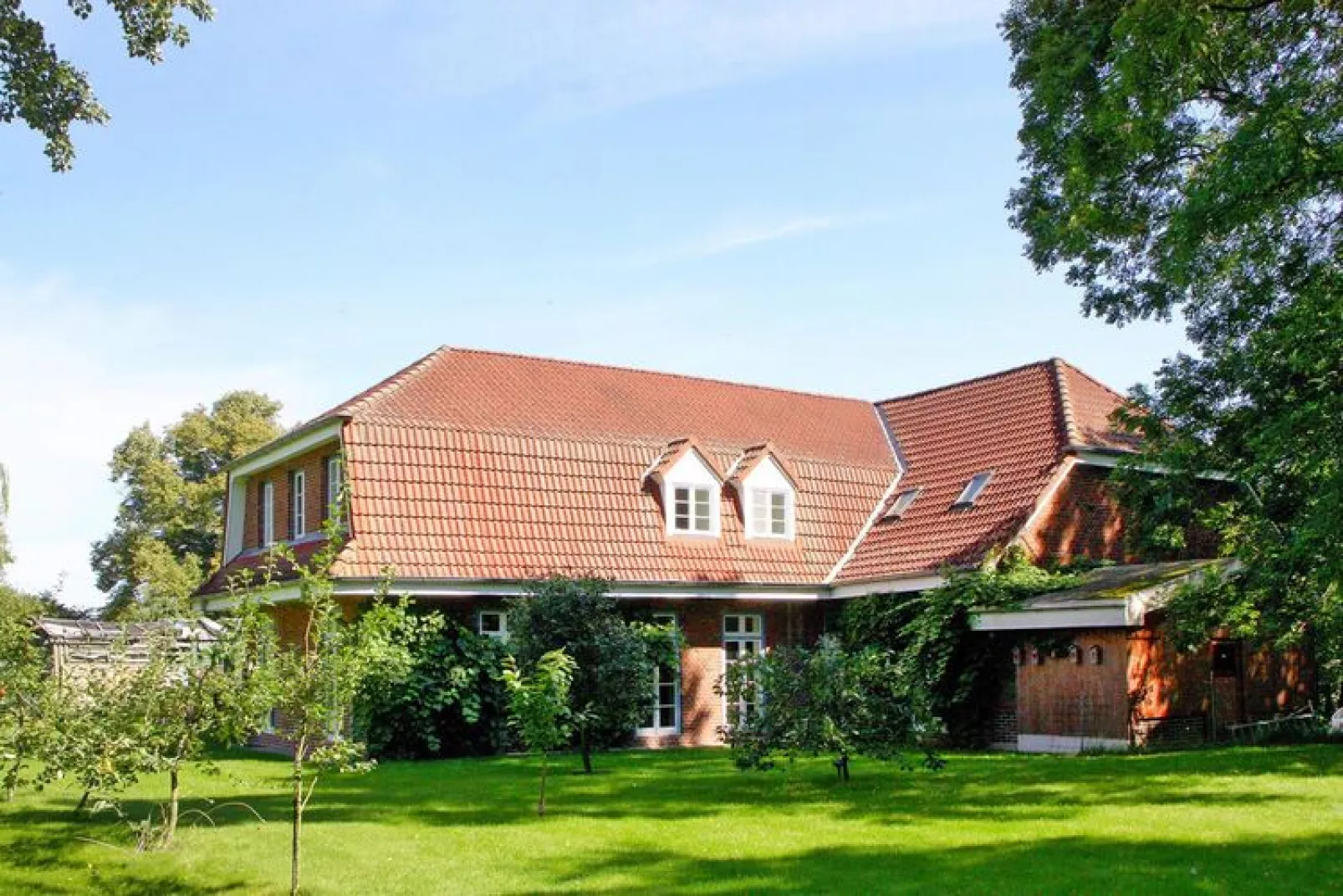 Gutshaus Schulenbrook Esche 30 m²-Buitenkant zomer