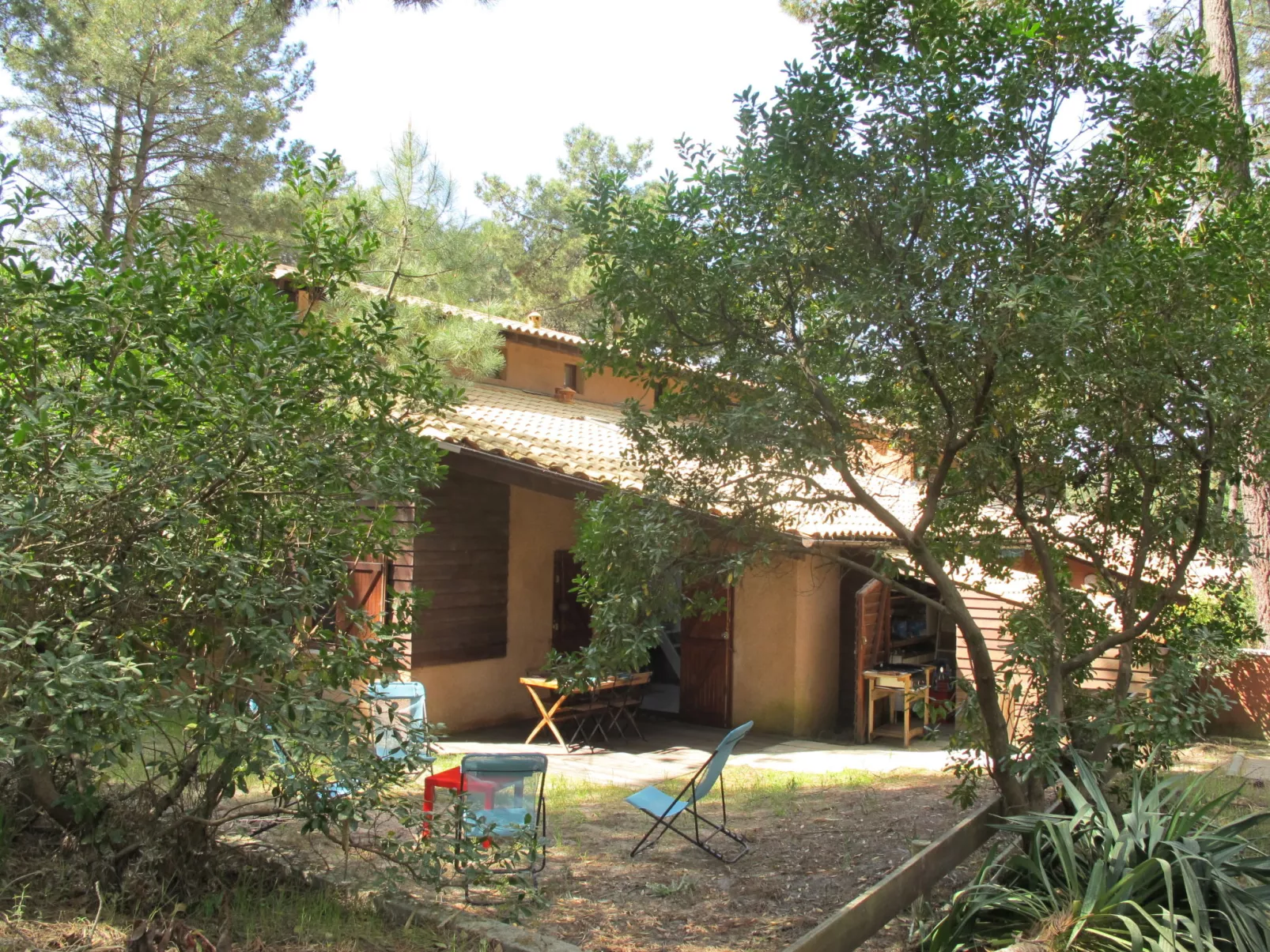 Les maisons de la forêt-Buiten