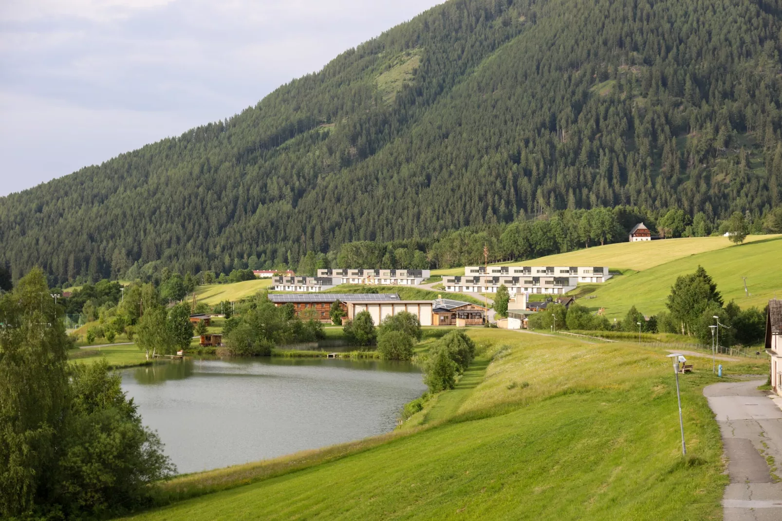 Naturpark Chalets 11-Buitenkant zomer