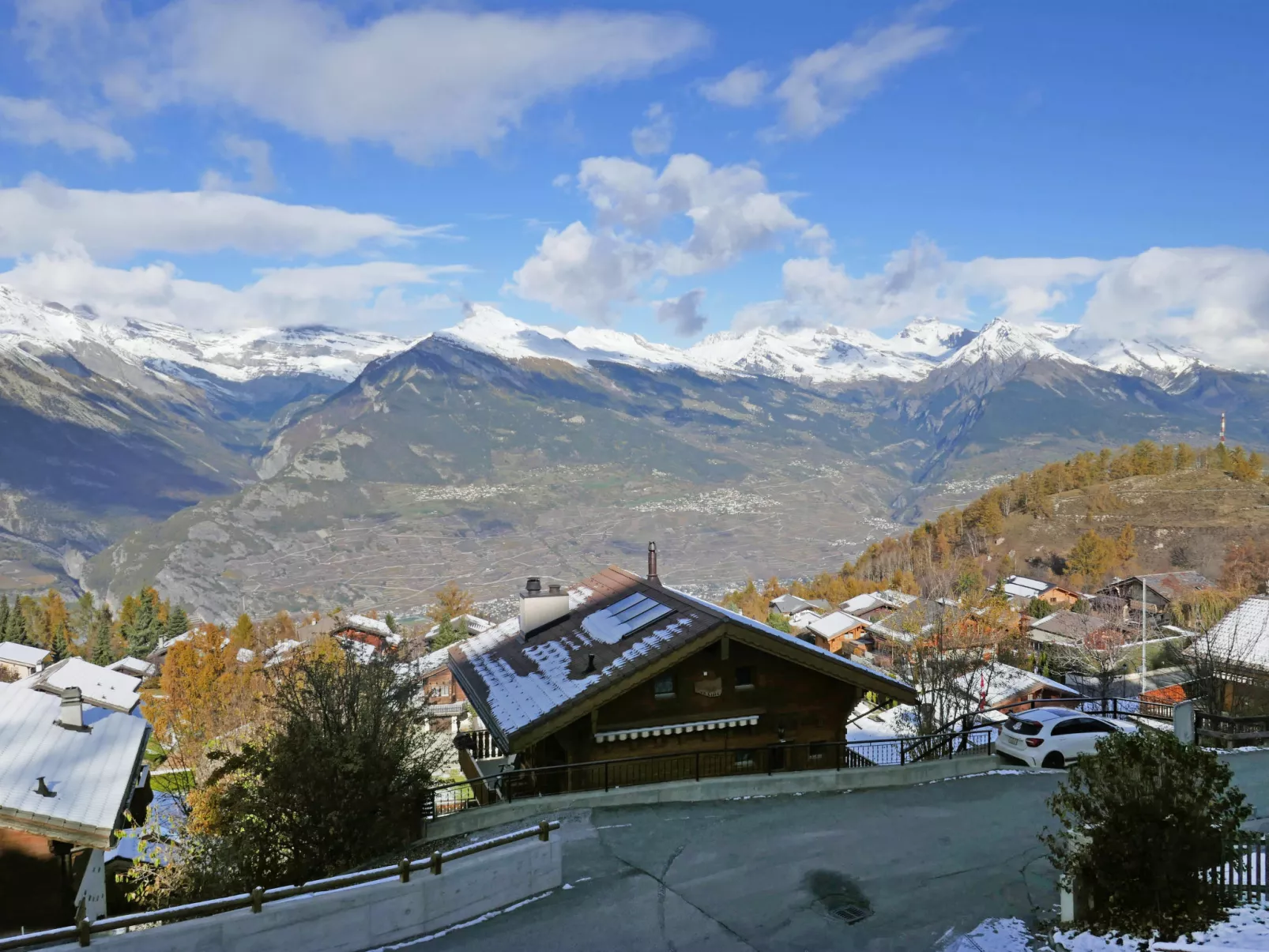 Chalet Dominique-Buiten