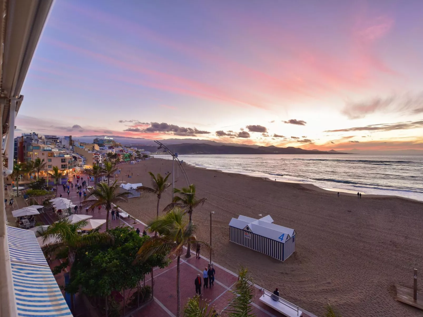 Las Canteras Seafront Apartment-Binnen