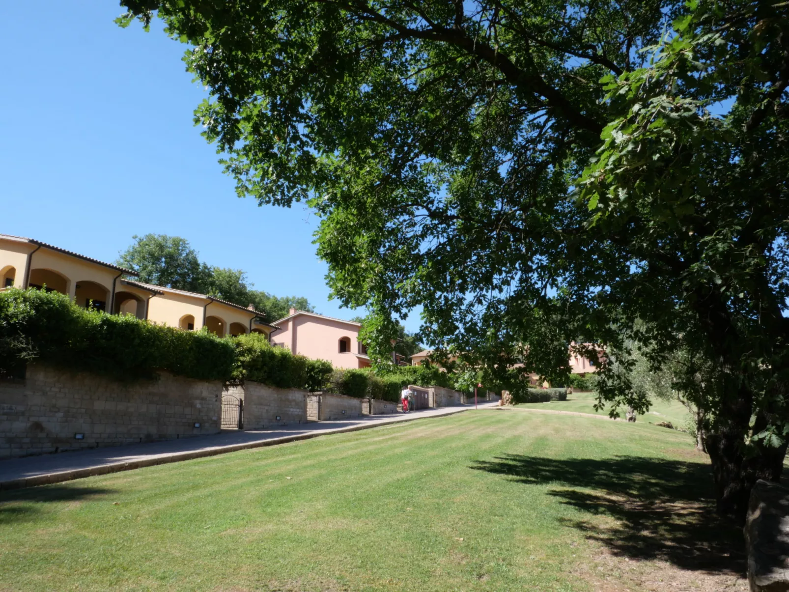 Thermae Apartment 24-Buiten