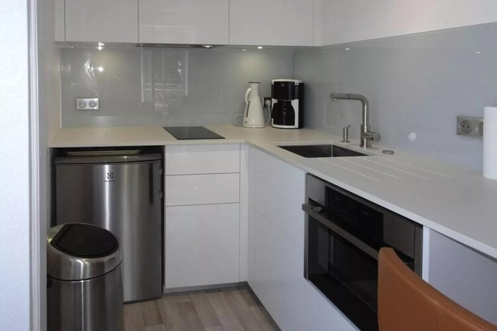 Appartement Beg Meil-Keuken