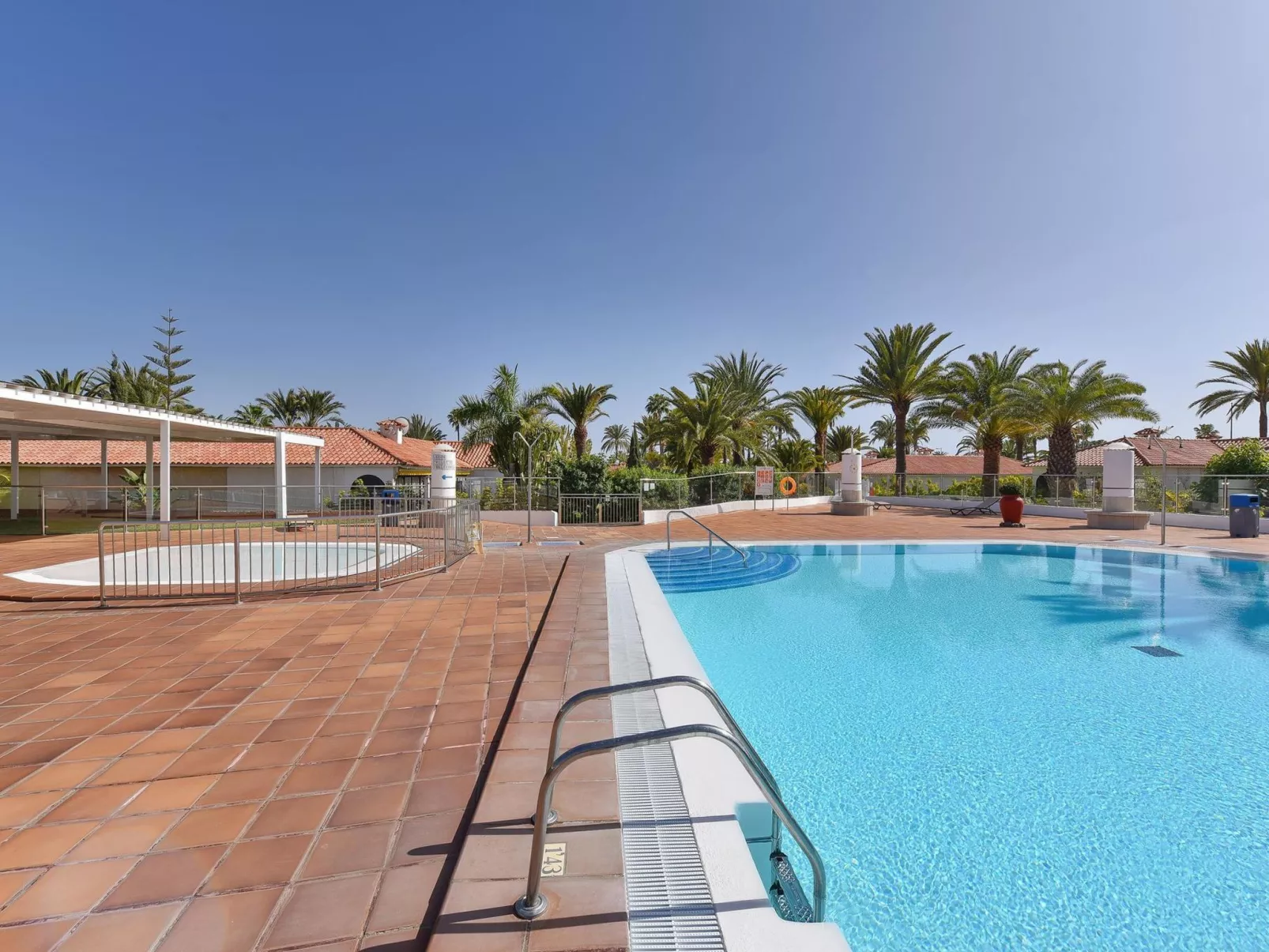 Bungalow Sun Club EM259A-Binnen