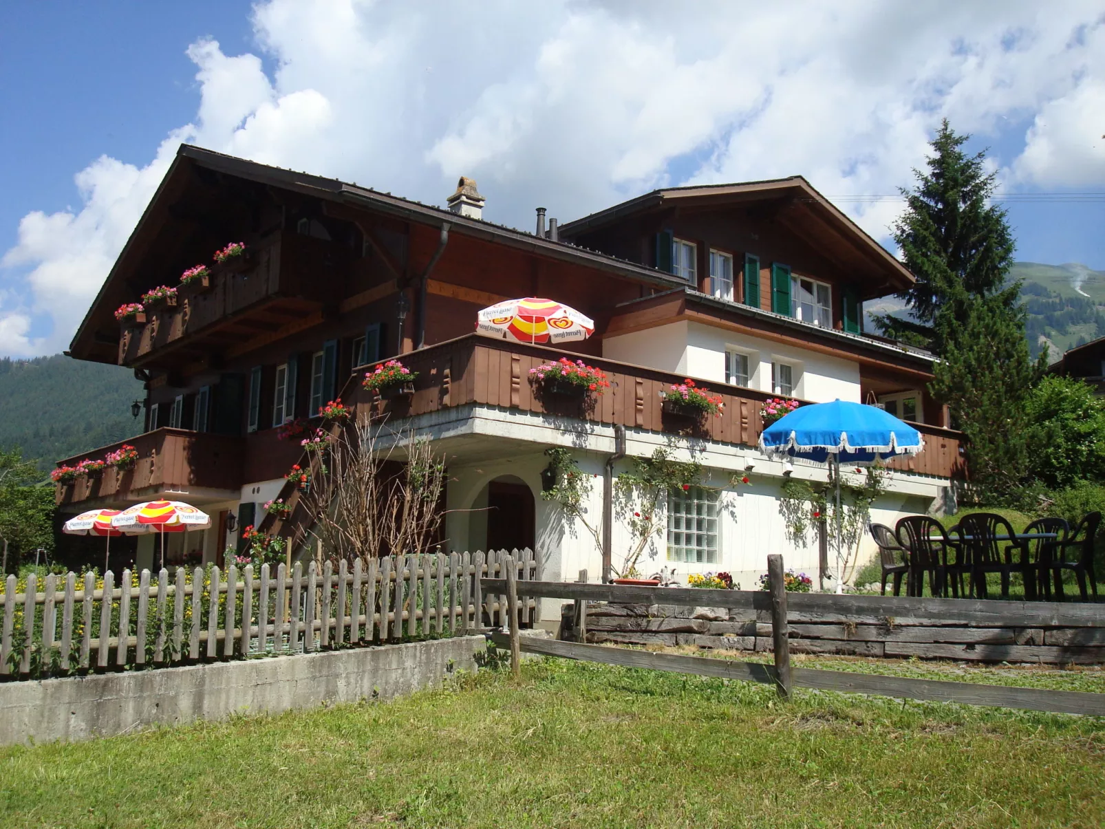 Chalet Burgenerszaun-Buiten