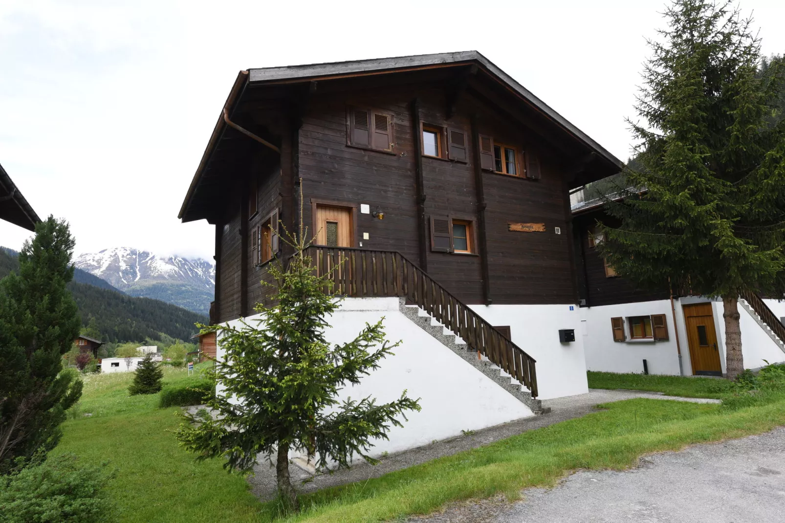 Appartement Chalet Kirsanna-Buitenkant zomer