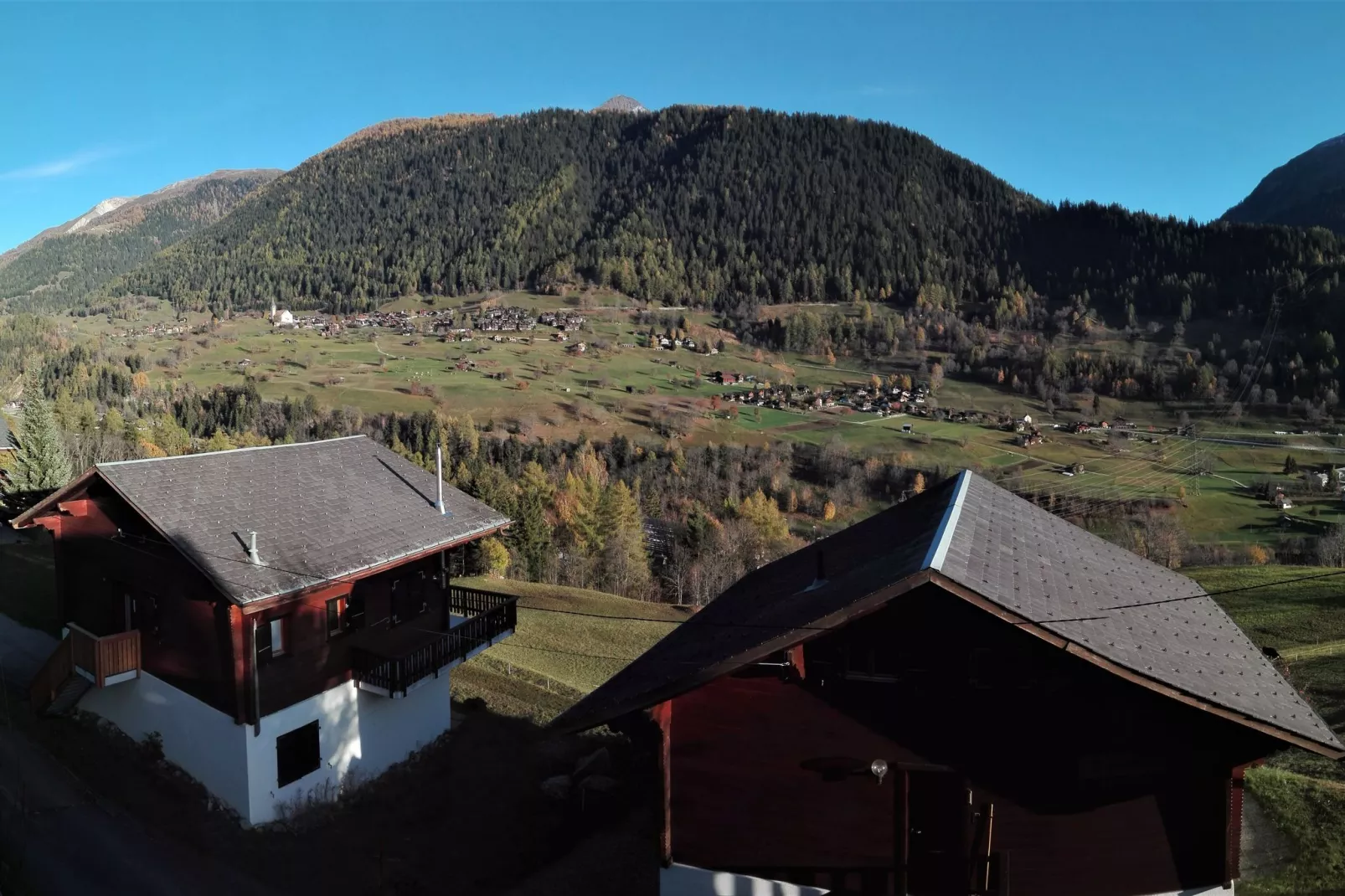 Chalet Rivendell-Uitzicht zomer