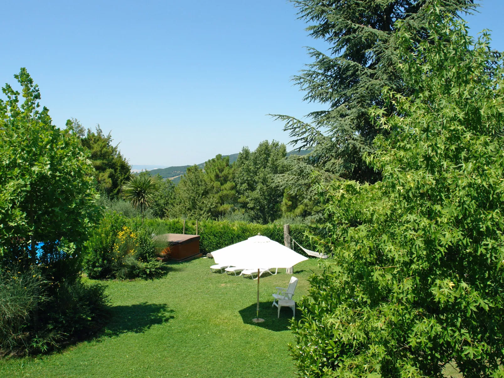 L'Antica Chiesa-Buiten