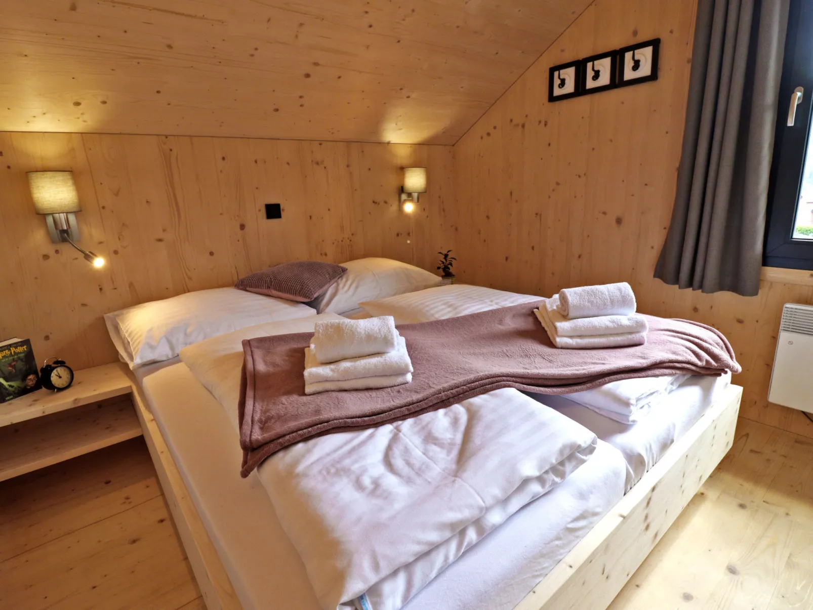 Premium #7 mit IR-Sauna&Sprudelbad-Binnen