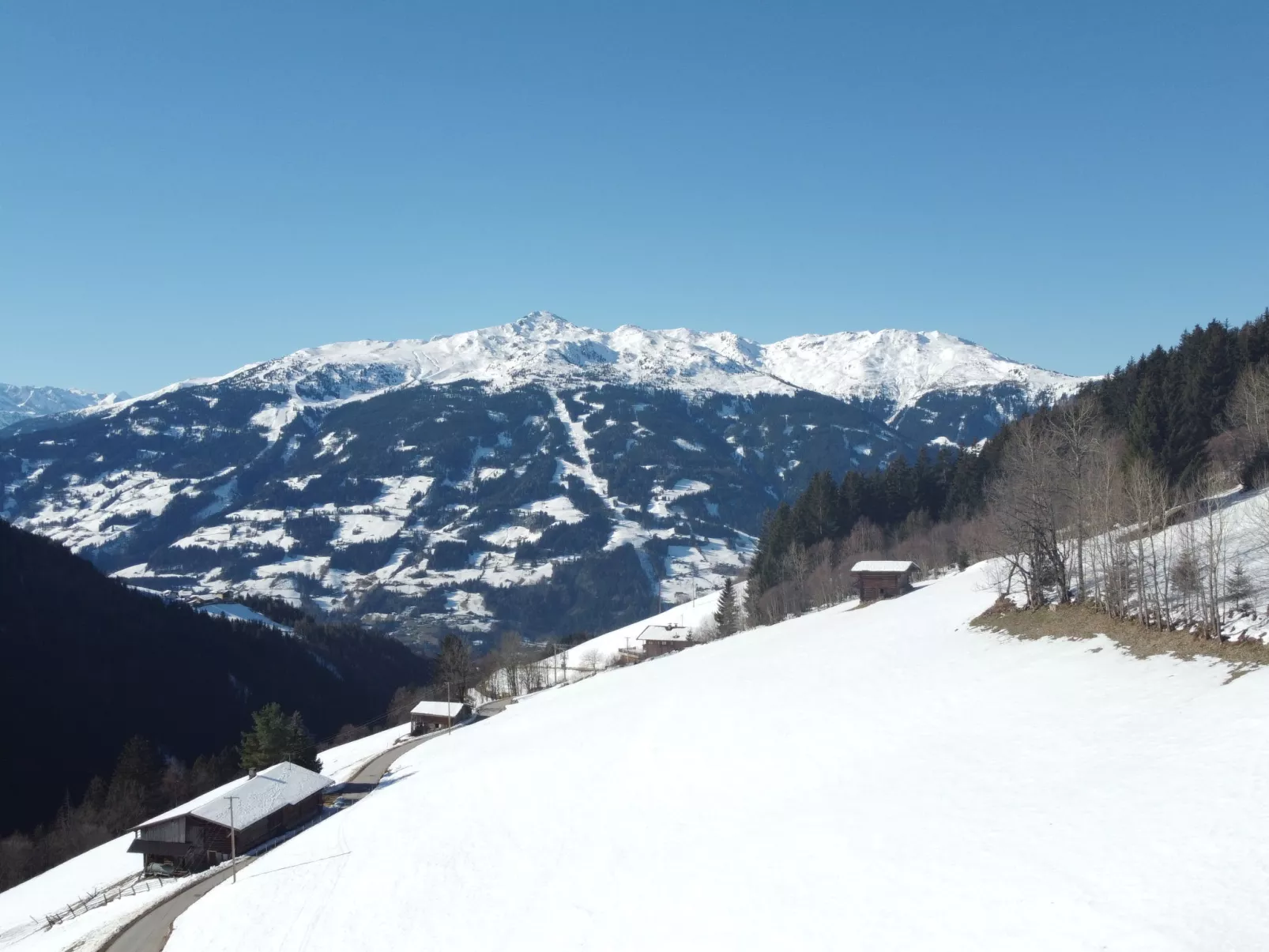 Alm Chalet-Buiten