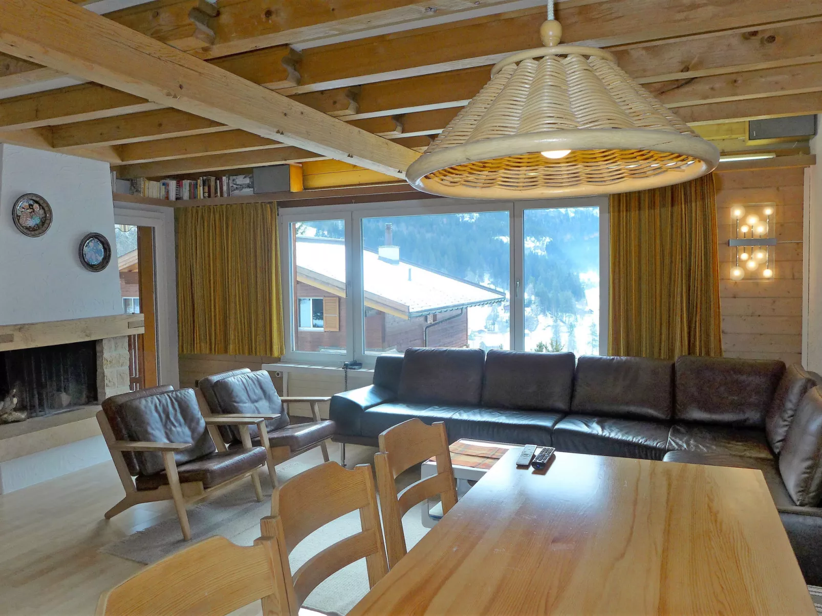 Chalet Almis 5-Binnen