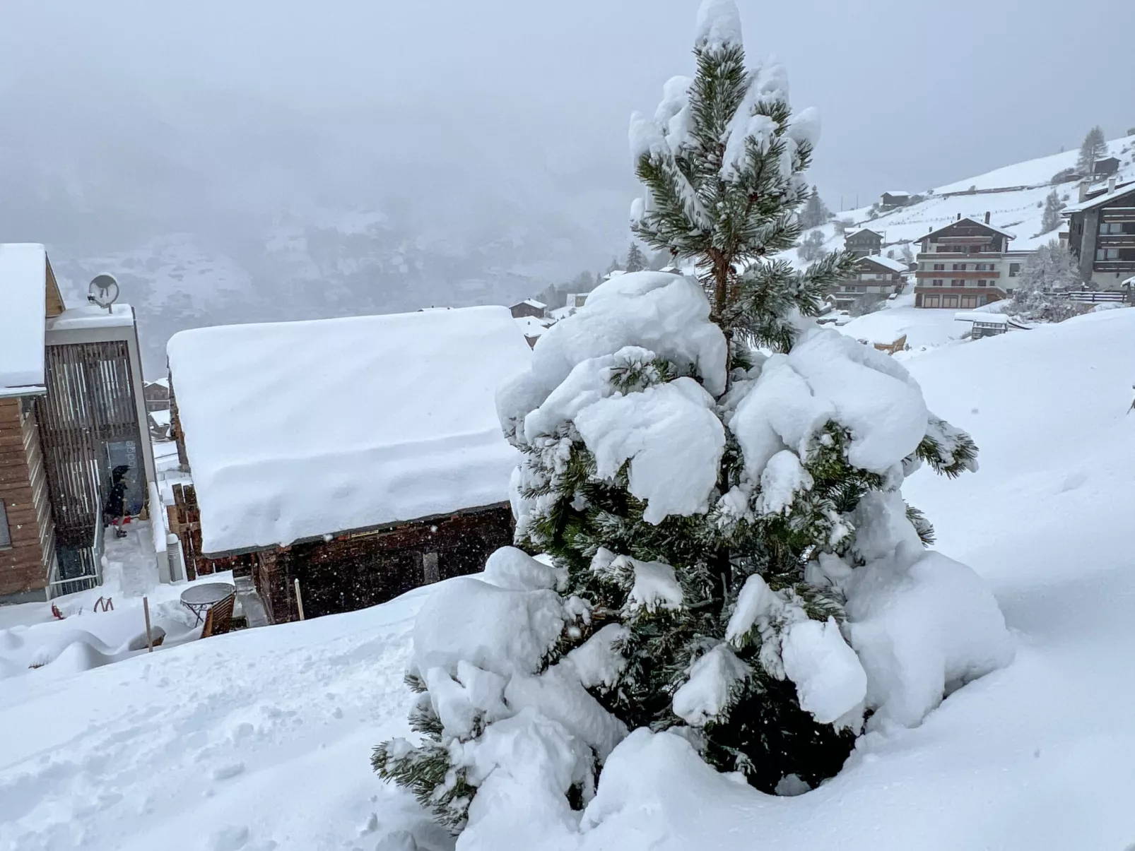 Sera Lodge Bietschhorn-Buiten