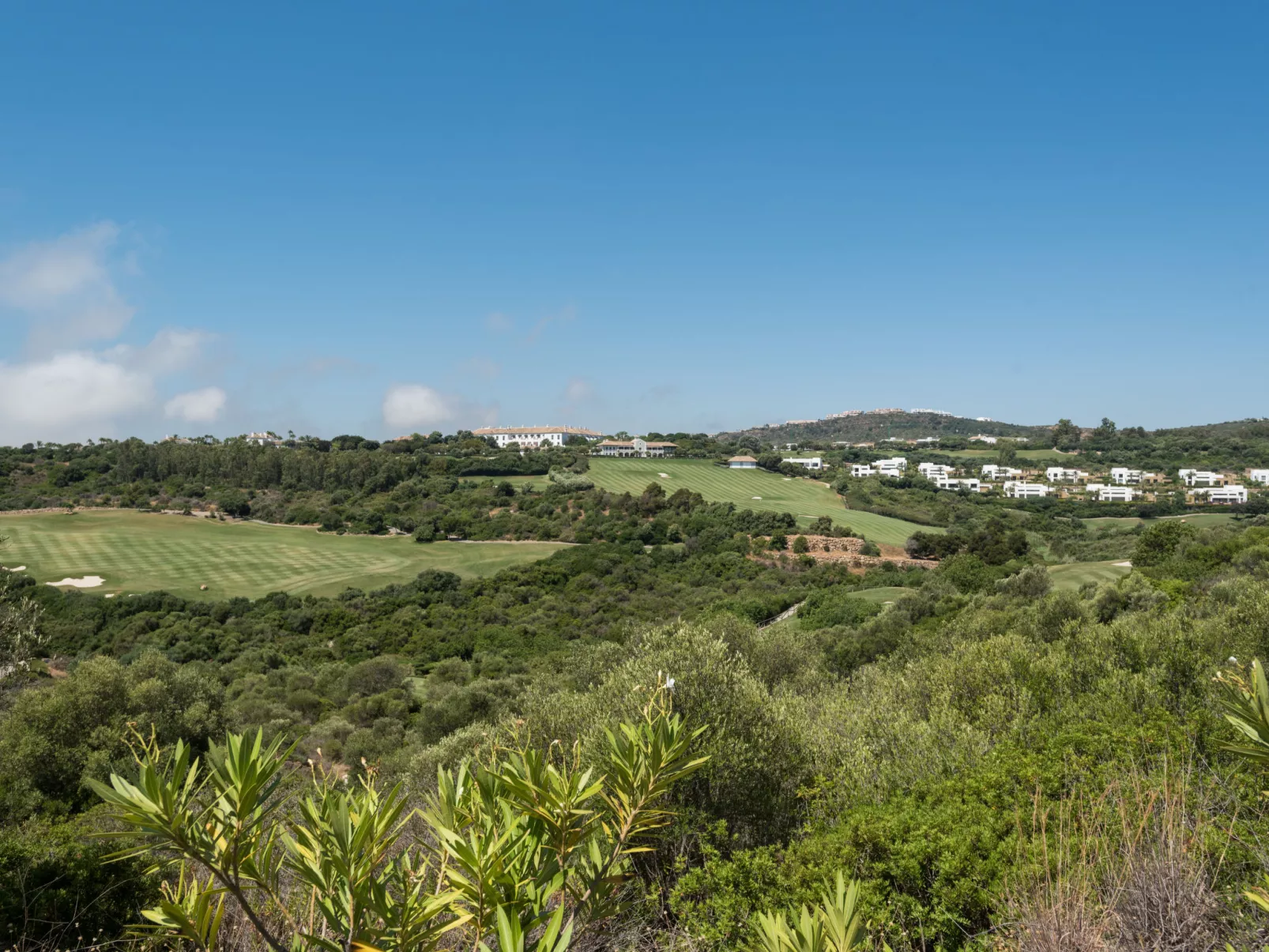 Cortesin Retreat-Buiten