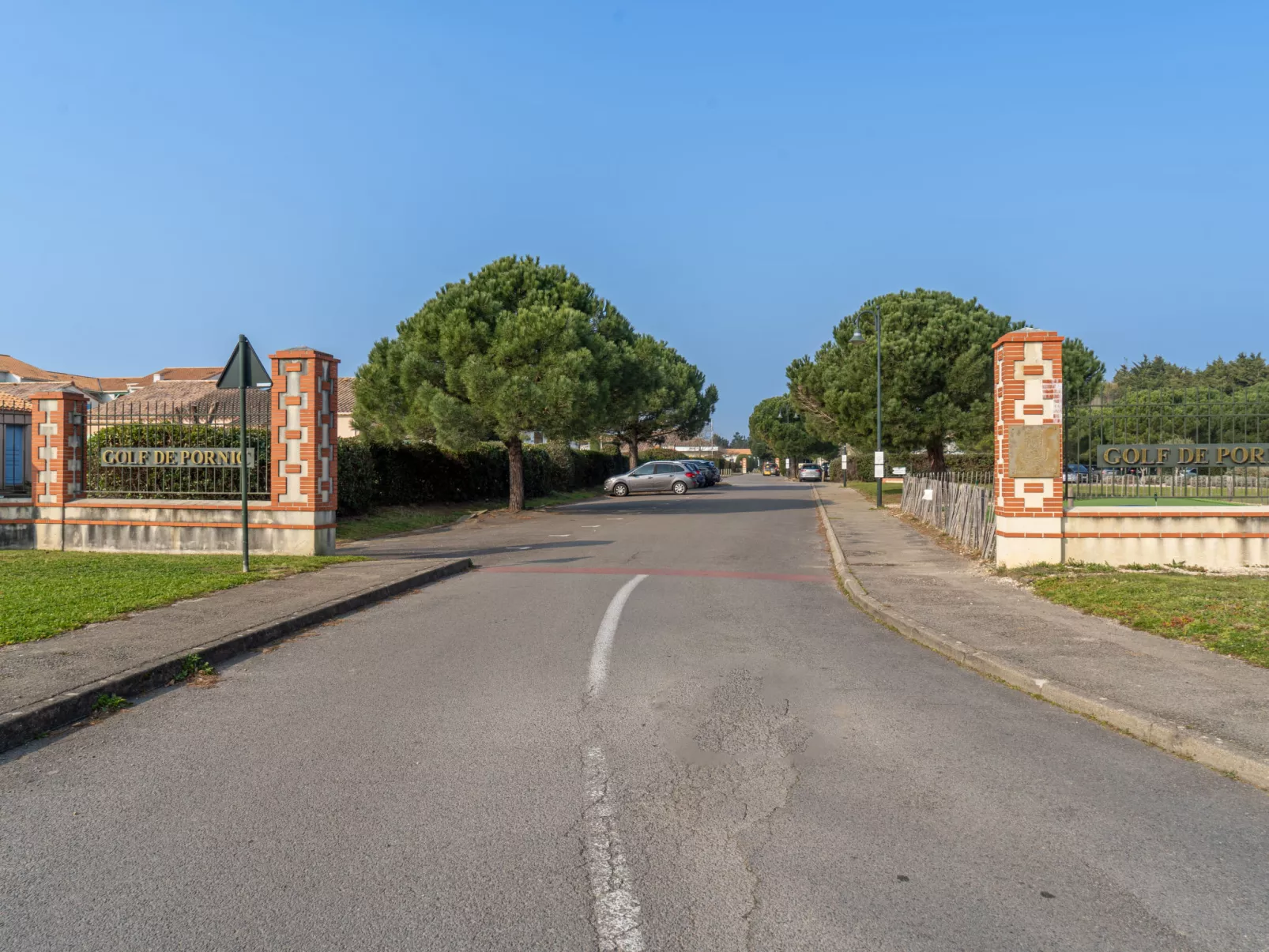 Le Hameau du Golf-Buiten