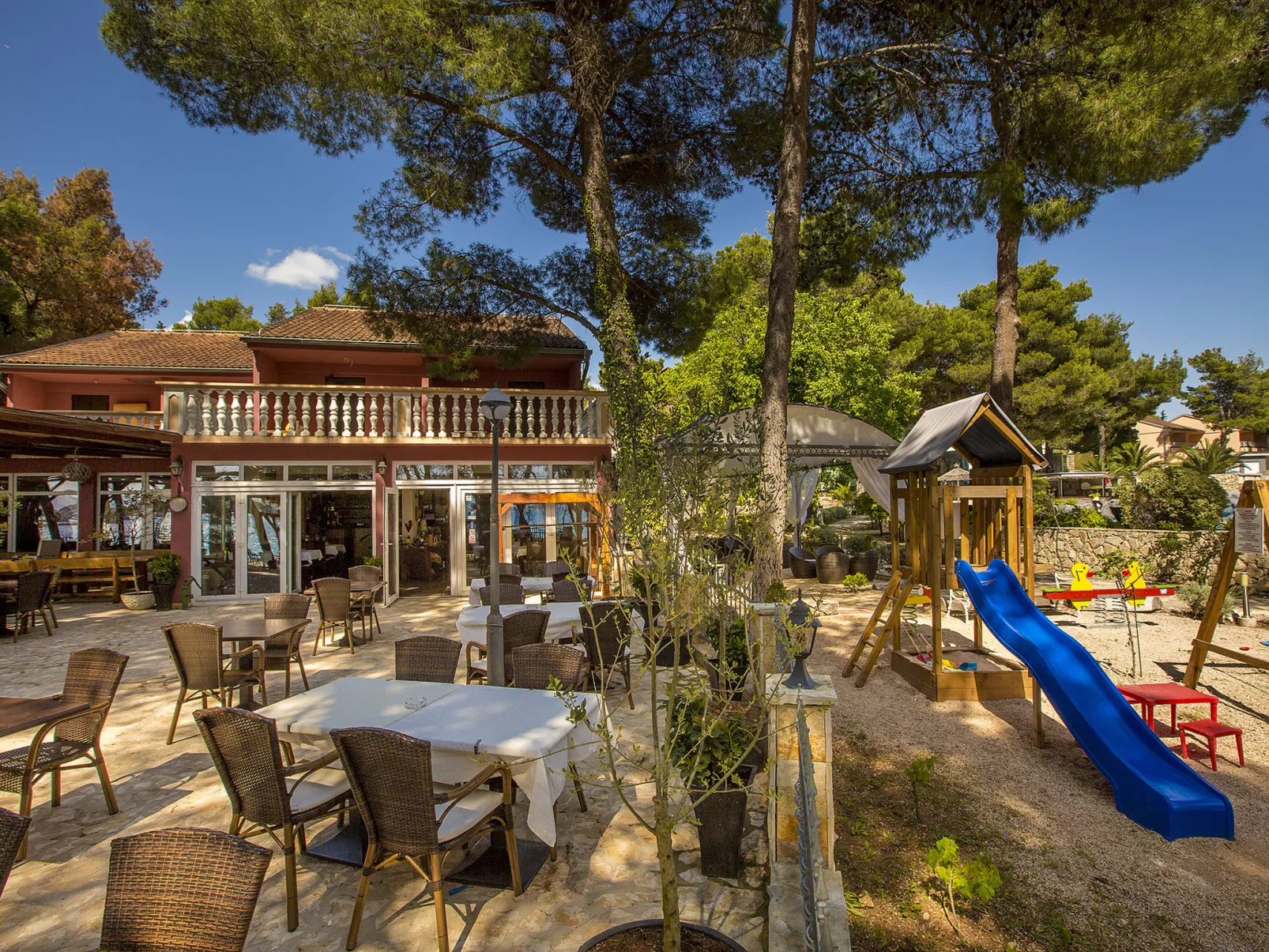 Matilde Beach Resort-Buiten