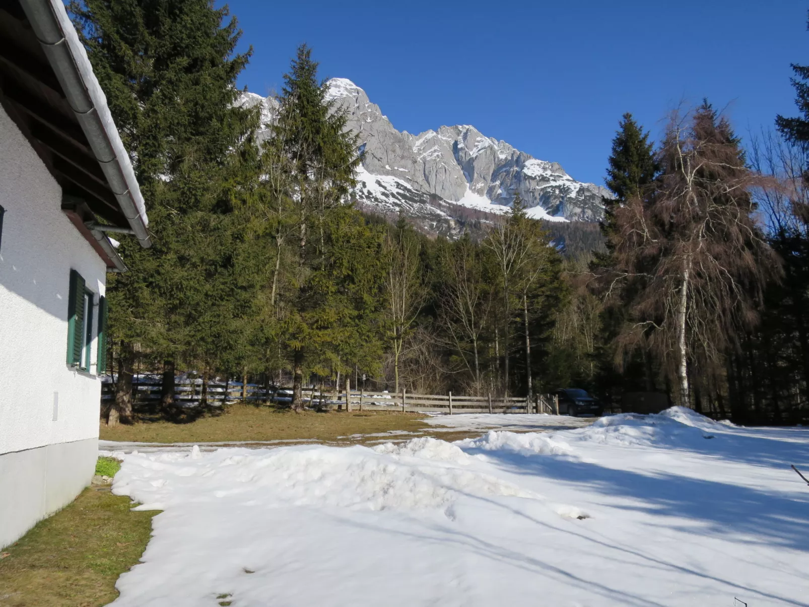 Landhaus Grüne Oase-Buiten