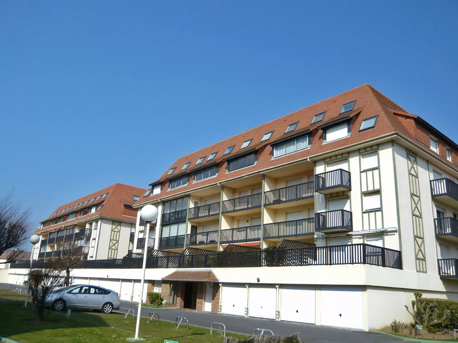 Deauville Plage 1 et 2-Buiten