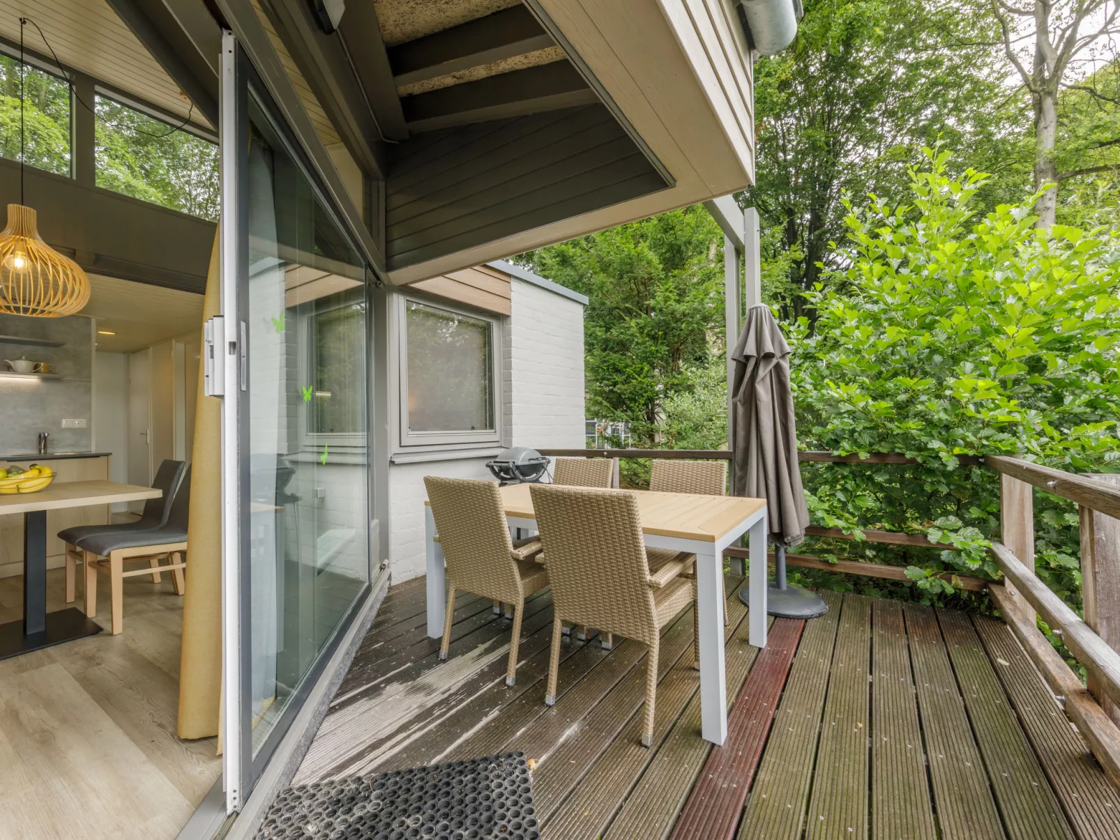 VIP Cottage-Buiten