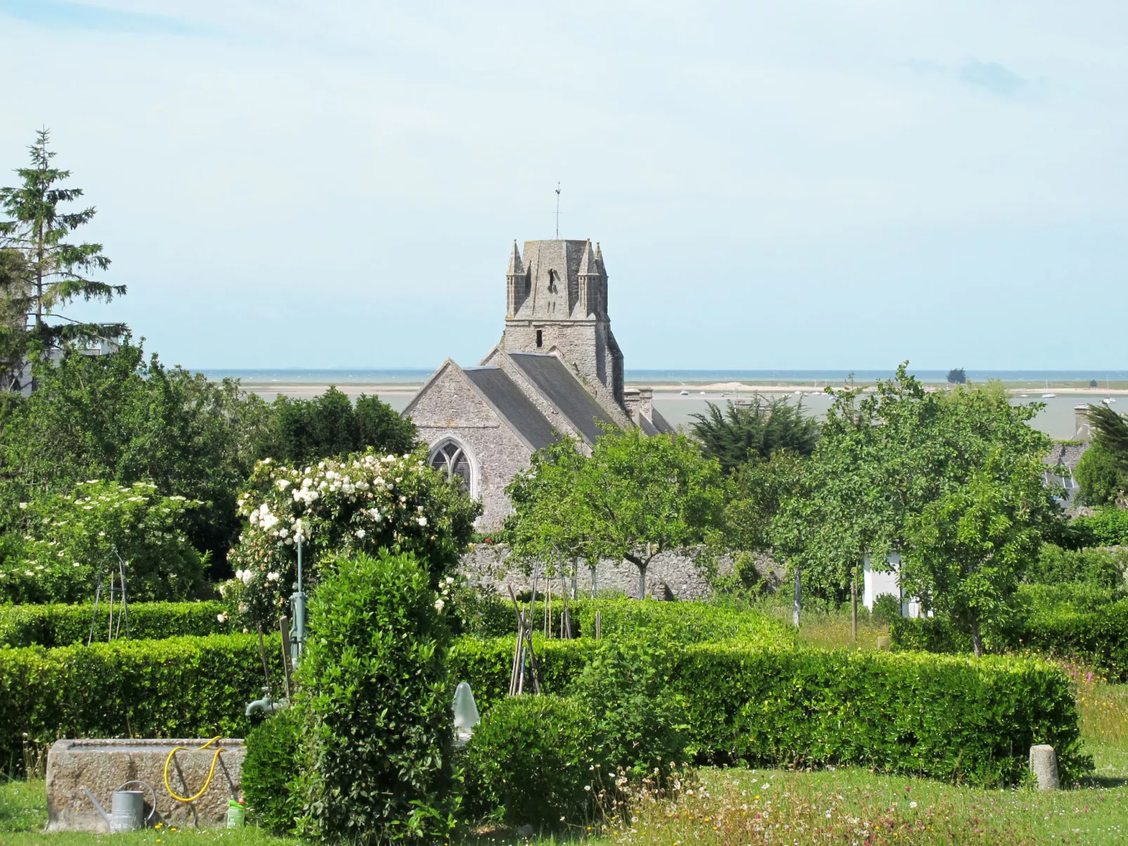 Le Petit Clos-Omgeving