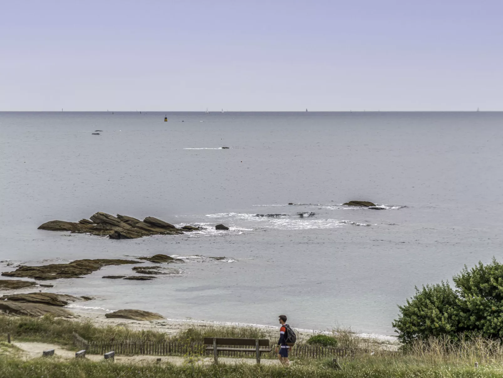 Les Trois Iles-Buiten